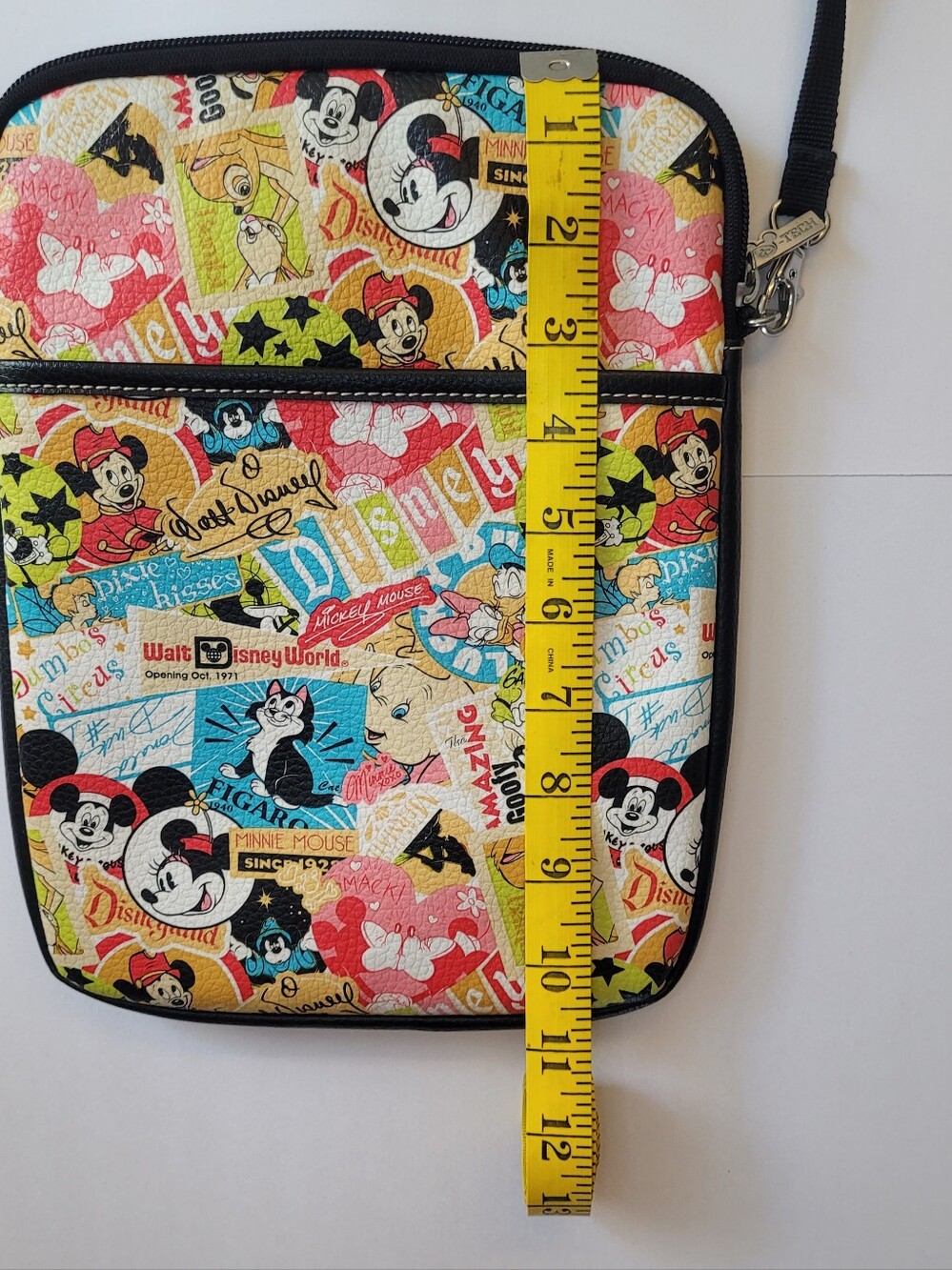 Disney Parks Exclusive Mickey Mouse Classic Collage Crossbody Bag - Excellent! - Picture 7 of 8